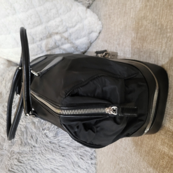 Prada Tessuto Nylon and Leather Top Handle Bag..Authentic!! - Picture 5 of 12